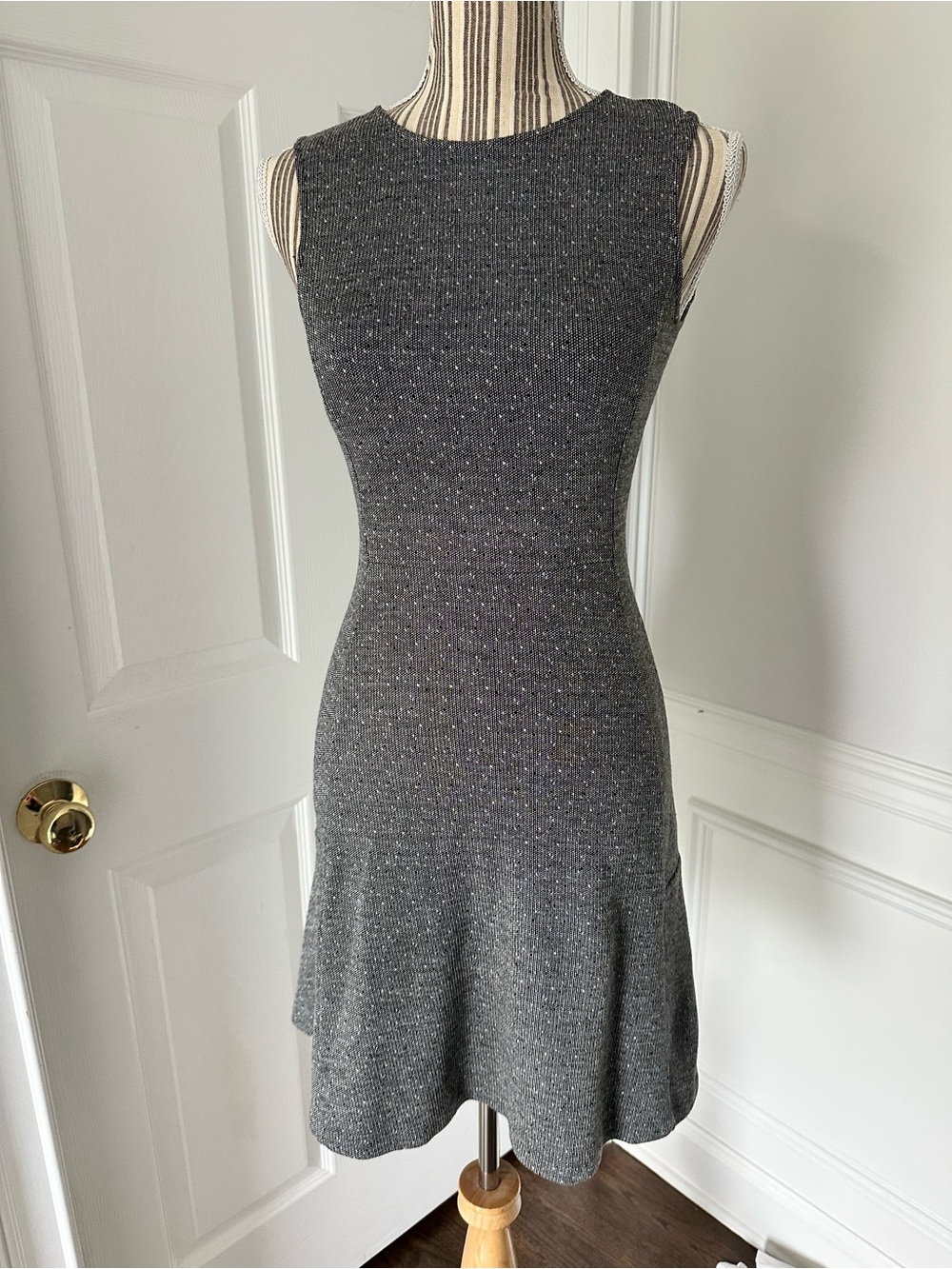 Theory Nikay D Kenmore Fit & Flare Dress Gray Knit Size 00